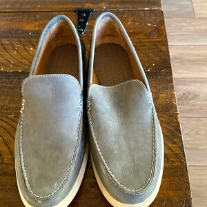 Johnnie-O Mens 11 Leather/Manmade Grey Loafer